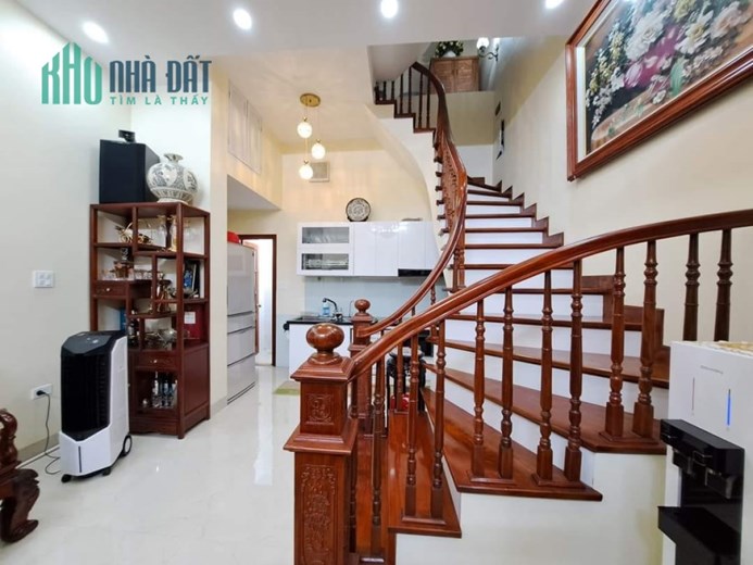 THẲNG PHỐ, LÔ GÓC 2 THOÁNG - 4 tầng Phạm Hồng Thái 40m MT6m chỉ 10.7 tỷ - NỘI THẤT CAO CẤP