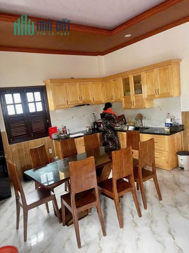 Bán nhà 2 mặt tiền 450m2 view thung lũng đèn Trịnh Hoài Đức phường 11 Đà Lạt - giá 9.5 tỷ