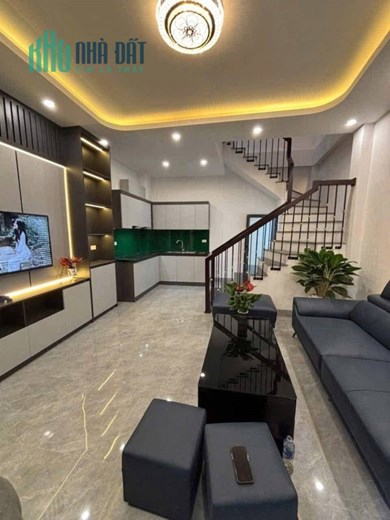 HOA HẬU,BÊ VĂN ĐAN,QUANG TRUNG,HÀ ĐÔNG,40M 5 TẦNG GIÁ HƠN 8 TỶ