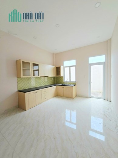 Bán nhà 2 tầng, 67m², 2PN, 2WC, Q.9, 4.3 tỷ, sổ đỏ