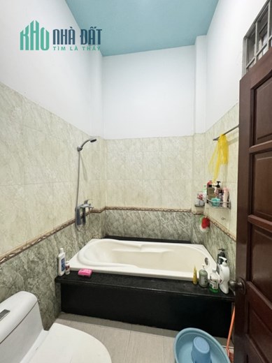 Bán nhà 72m², 6PN, 4WC, 4 tầng, Linh Trung, Thủ Đức - 8.9 tỷ