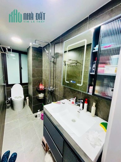 SIÊU PHẨM QUẬN CẦU GIẤY - 10m RA MẶT PHỐ - KHU VỰC HIẾM NHÀ BÁN - PHÂN LÔ QUÂN ĐỘI.