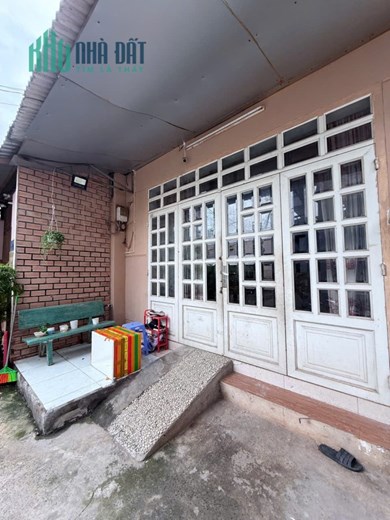 Nhà hẻm xe hơi - Hồ Bá Phấn, Phước Long A gần 80m2, chỉ nhỉnh xíu 6 tỷ, sát tuyến Metro Phước Long