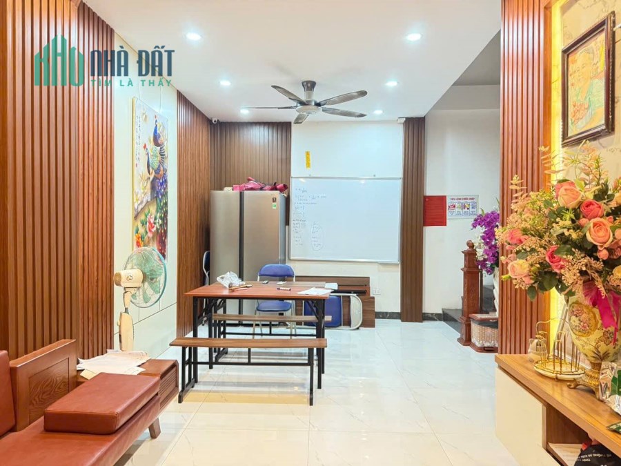 NHÀ ĐẸP Ở LÊ ĐỨC THỌ – 6 TẦNG - LÔ GÓC – CÁCH PHỐ 20M – SỔ NỞ HẬU – NHÀ MỚI XÂY, CHỦ THIỆN TRÍ .