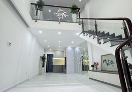NHÀ 4 TẦNG GẦN NGUYỄN THỊ ĐỊNH QUẬN 2 - CHỈ NHỈNH 5 TỶ