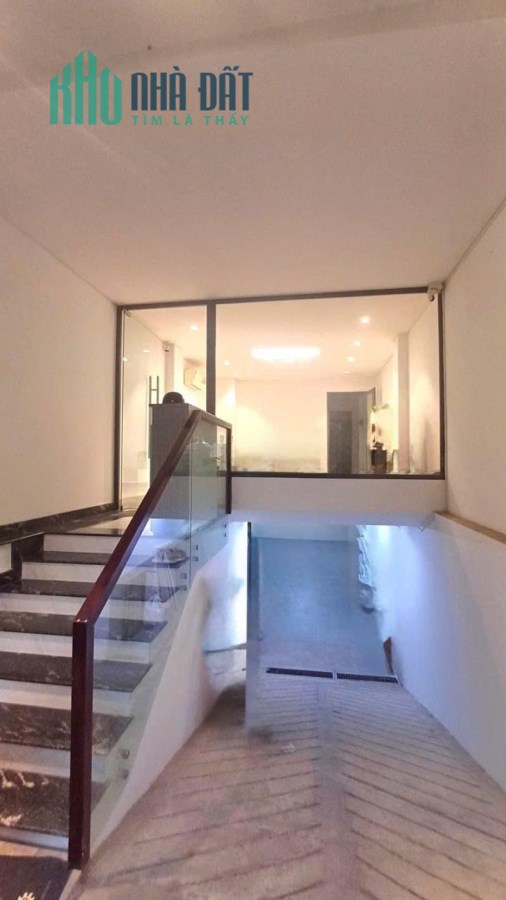 MẶT TIỀN ĐƯỜNG KHU VIP - AN PHÚ - QUẬN 2 - 80M2 VUÔNG A4 - 5 TẦNG CÓ HẦM - GIÁ CHỈ 20.xx ty