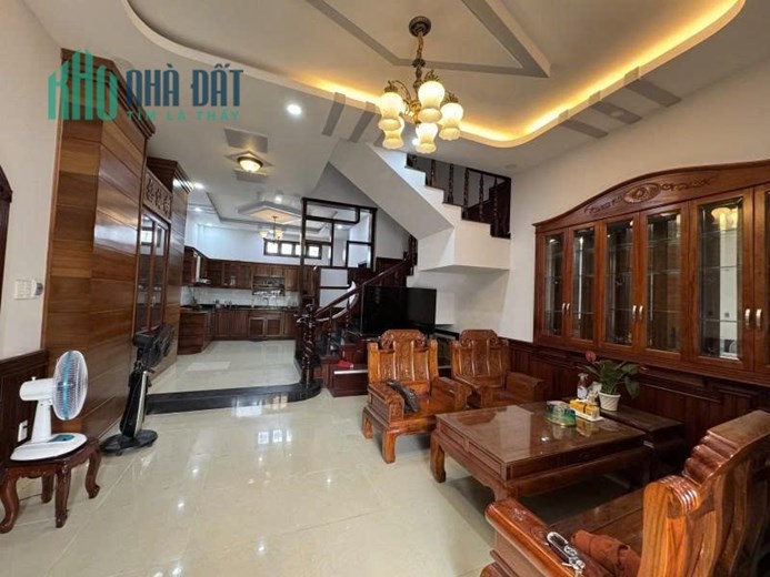 NHÀ 3 TẦNG HXH ĐỖ XUÂN HỢP - CHỈ 7 TỶ NHỈNH
