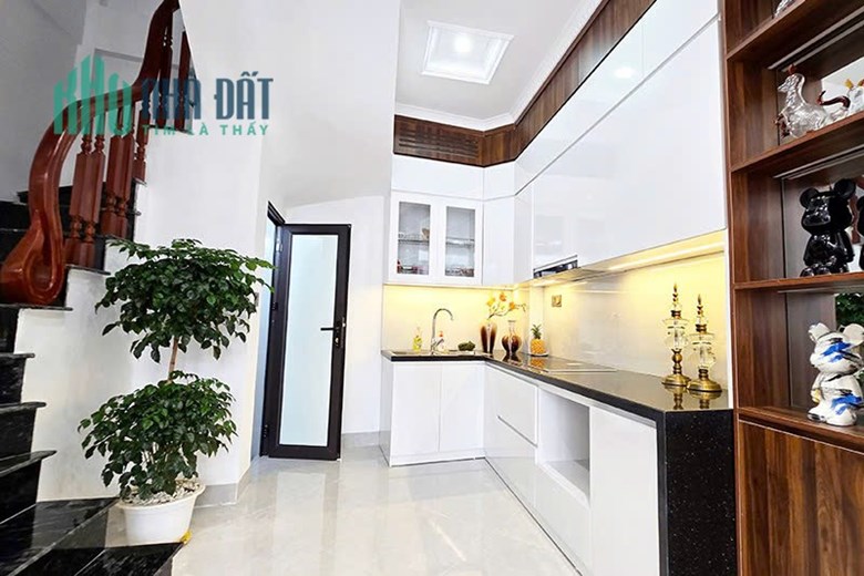 BÁN NHÀ PHỐ YÊN HÒA – CẦU GIẤY – HN  – TIỆN ÍCH ĐẦY ĐỦ,giá 7ty ,xx  083.2865.116