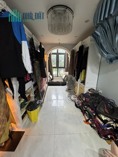 HOMESTAY 3 tầng MẶT PHỐ Nguyễn Khuyến (Văn Miếu) – 35m chỉ 6.5 tỷ - NHÀ ĐẸP K/D NGAY, SĐCC