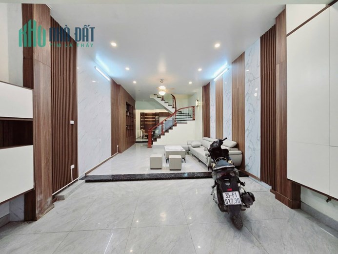 TRUNG TÂM CẦU GIẤY -72M2 -DÂN XÂY CHẮC CHẮN ĐẸP -VÀI BƯỚC RA PHỐ -FULL NỘI THẤT -SẴN Ở