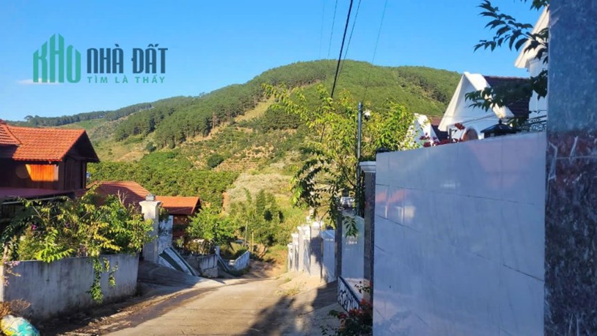 BÁN NHÀ SÂN VƯỜN THÔN 2 MÊ LINH LÂM HÀ - CÁCH CAFE MÊ LINH 1.5KM, ĐÀ LẠT 10KM - SỔ HỒNG TRAO TAY