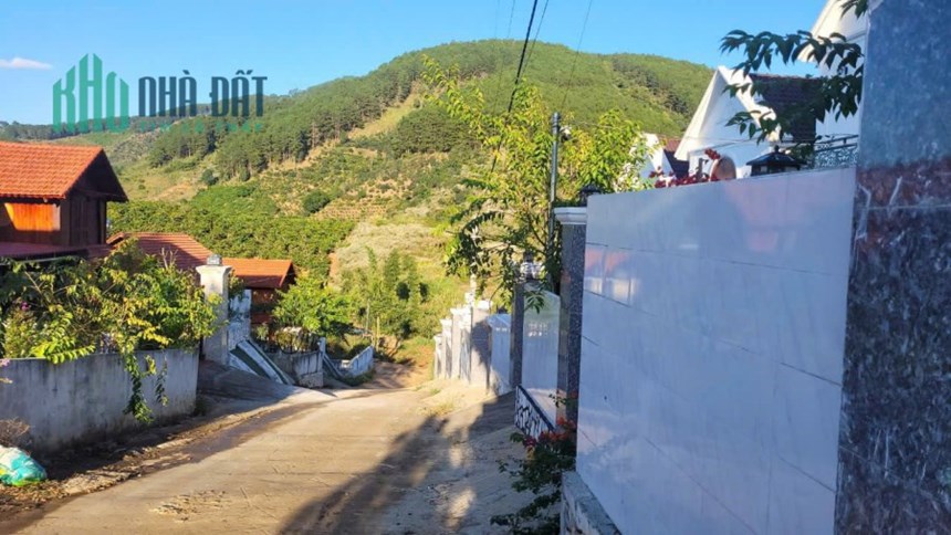 BÁN NHÀ SÂN VƯỜN THÔN 2 MÊ LINH LÂM HÀ - CÁCH CAFE MÊ LINH 1.5KM, ĐÀ LẠT 10KM - SỔ HỒNG TRAO TAY
