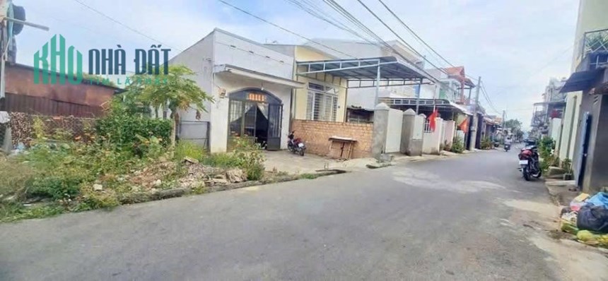 Bán nhà mặt đường nguyễn trãi tại liên nghĩa đức trọng - cho vay 3 tỷ