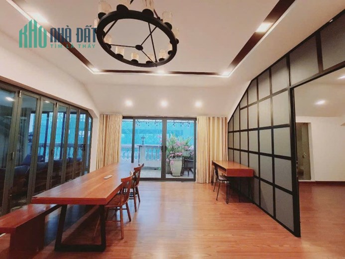 BÁN TÒA CĂN HỘ DỊCH VỤ CAO CẤP – NGUYỄN VĂN HƯỞNG – THẢO ĐIỀN – 200 TRIỆU/THÁNG DÒNG TIỀN
