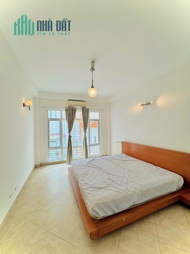 4 CHỖ ĐỖ CỬA, NGÕ RỘNG THẲNG PHỐ - Nguyễn Thái Học 5 tầng 43m MT4m chỉ 16.9 tỷ - NHÀ ĐẸP, SĐCC