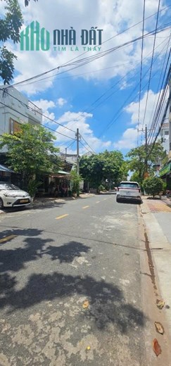 MẶT TIỀN PHƯỚC BÌNH NGAY KINH TẾ ĐỐI NGOẠI - ĐẠI HỌC VĂN HÓA - CẠNH ĐỖ XUÂN HỢP - 89M2 (4 x22.5M)