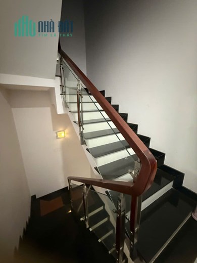 NHÀ 2 TẦNG GẦN LÊ VĂN THỊNH - BÌNH TRƯNG QUẬN 2 - 100M2 - chỉ 7tyxx