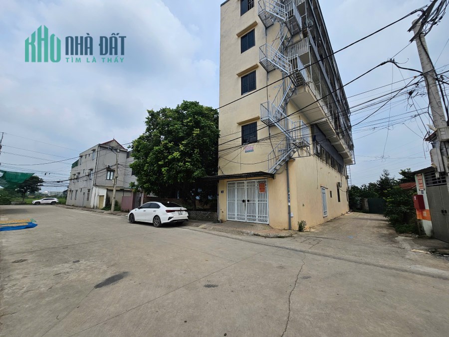 Gia đình đi Úc bán gấp lô đất 102m2 đối diện ĐHQG, CNC Hòa Lạc