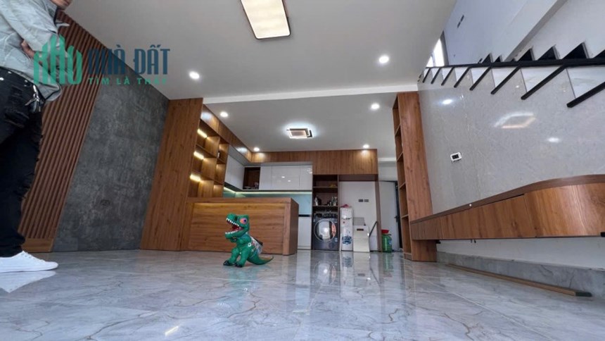 BÁN NHÀ CAO THẮNG P7 ĐÀ LẠT - 4PN, ĐƯỜNG Ô TÔ, NHÀ XÂY KIÊN CỐ - 2.85 TỶ