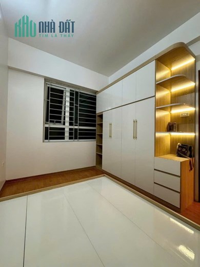 Bán chung cư Resco Cổ Nhuế_ CV Hòa Bình 65m, 2pn, 2wc giá 4,18 tỷ.
