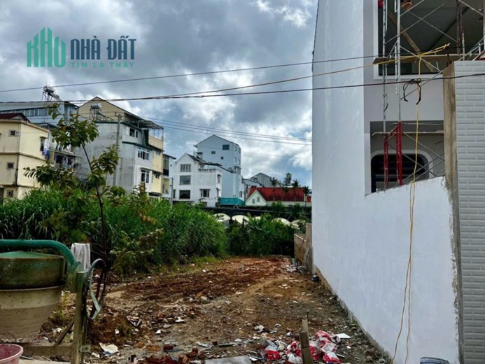 BÁN LÔ ĐẤT ĐẸP TRẠI MÁT ĐÀ LẠT ĐƯỜNG Ô TÔ TRÁNH NHAU