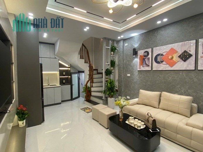 Nguyễn Thái Học NHÀ ĐẸP 6 TẦNG 28m MT4m chỉ 8.1 tỷ - NGÕ KHÁ RỘNG, SĐCC VUÔNG VẮN