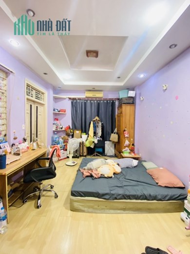 Nguyễn Thái Học NHÀ ĐẸP 6 TẦNG 28m MT4m chỉ 8.1 tỷ - NGÕ KHÁ RỘNG, SĐCC VUÔNG VẮN