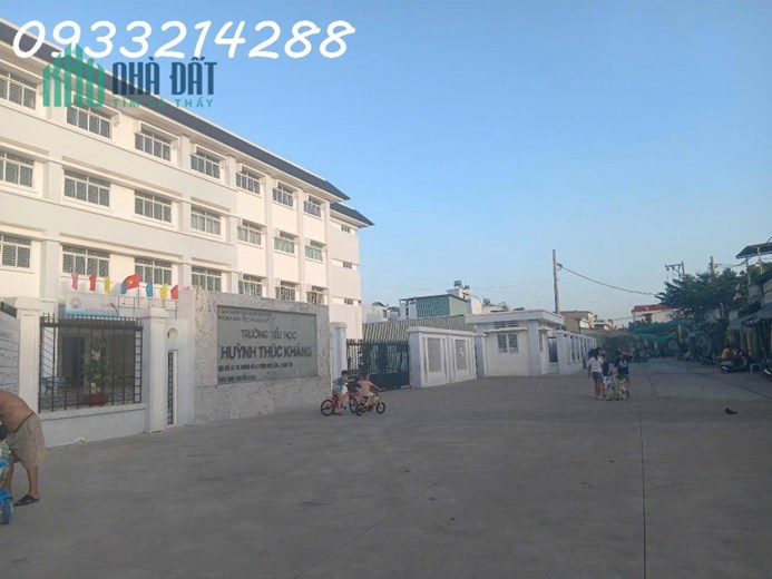 BÁN NHÀ HẺM XE HƠI, BÌNH HƯNG HÒA, BÌNH TÂN. DT 57M2, 4 TẦNG, 5PN, GIÁ CHỈ NHỈNH 6 TỶ, SỔ HỒNG