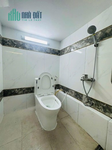 MUA NHÀ,NHÀ RA HƯƠNG LỘ 3, BÌNH HƯNG HÒA  BÌNH TÂN, HXH, 4 TẦNG, 62M2(NỜ HẬU 4M25) SỔ HỒNG, GIÁ CHỈ