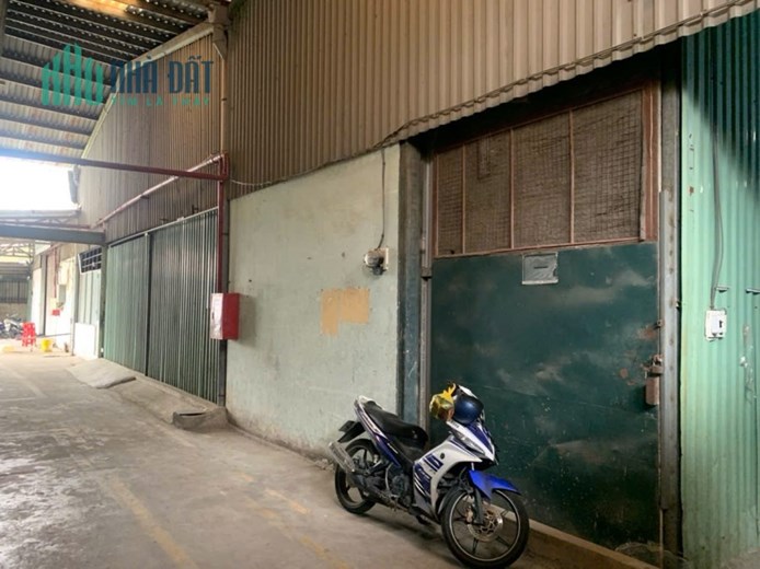 Cho thuê nhà xưởng hơn 2000m2, BHH, giáp Tân Phú