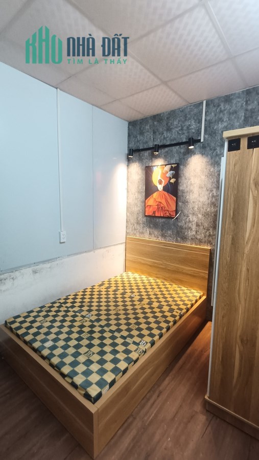 Giảm chào chỉ còn 10.5 tỷ - 39m2 - 5 tầng 10 phòng siêu dòng tiền - Cát Linh - Đống Đa