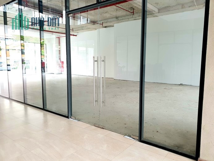 Thuê Shophouse Làm Showroom Tại Quận 2 – DT 180m² – Giá 80 Triệu/Tháng Chưa VAT