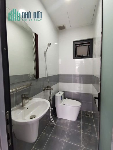 MẶT HẬU  LÊ TRỌNG TẤN, TÂN PHÚ - SỔ HỒNG RIÊNG, 6 PHÒNG ,  KHỦNG 72.7M2 - GIÁ NHỈNH  6 TỶ