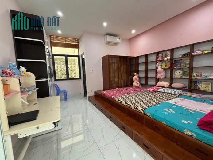 🌟 13,3 TỶ – BIỆT THỰ 3 TẦNG VEN SÔNG HÒA XUÂN – KIẾN TRÚC HIỆN ĐẠI, VỊ TRÍ ĐẮC ĐỊA TRÊN ĐƯỜNG TRẦN