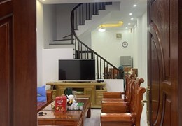 Cần bán gấp nhà TT Phùng, Đan Phượng, DT 40m2, 4 tầng ô tô đỗ gần
