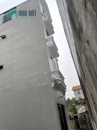 Cần bán gấp nhà TT Phùng, Đan Phượng, DT 40m2, 4 tầng ô tô đỗ gần