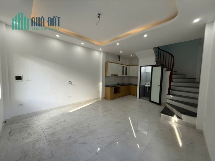 Cần bán nhà Tại Tiền Lệ , Tiền Yên, Hoài Đức, 42m, ô tô đỗ