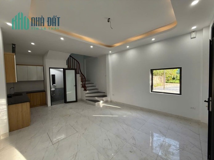 Cần bán nhà Tại Tiền Lệ , Tiền Yên, Hoài Đức, 42m, ô tô đỗ