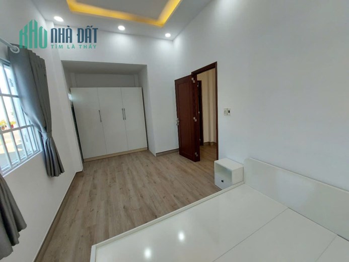 Bán nhà trung tâm Nhà Bè giá tốt 4x16 -oto- 4ty850