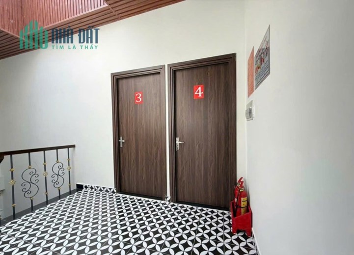 Bán Nhà Mặt Tiền Đường Ngay Đại Học Tôn Đức Thắng Quận 7 – Thu Nhập 80 Triệu/Tháng