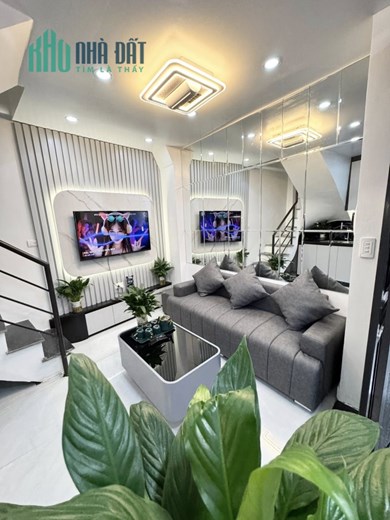 La Thành – Đống Đa – 26m² – 5 tầng – mặt ngõ thông – 5.75 tỷ