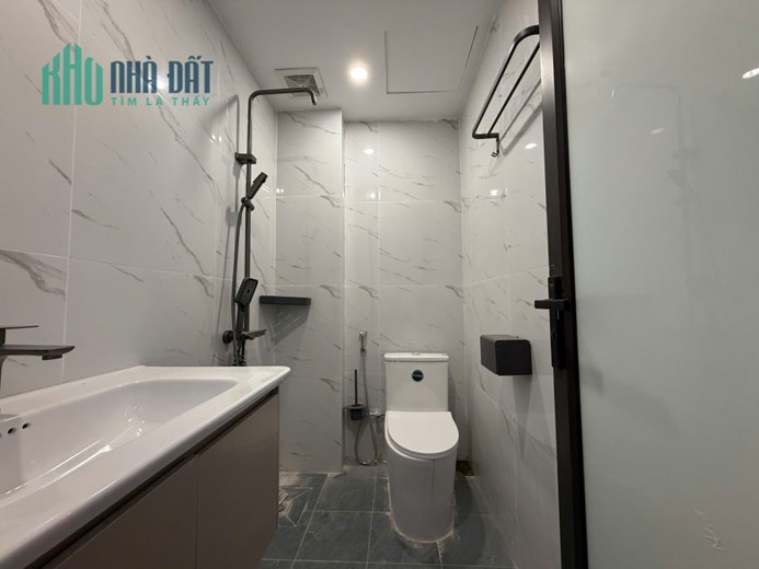 Bán nhà riêng tại Vân Canh, Hoài Đức,30m, 5 tầng xây mới, thiết kế siêu đẹp, ô tô đỗ gần