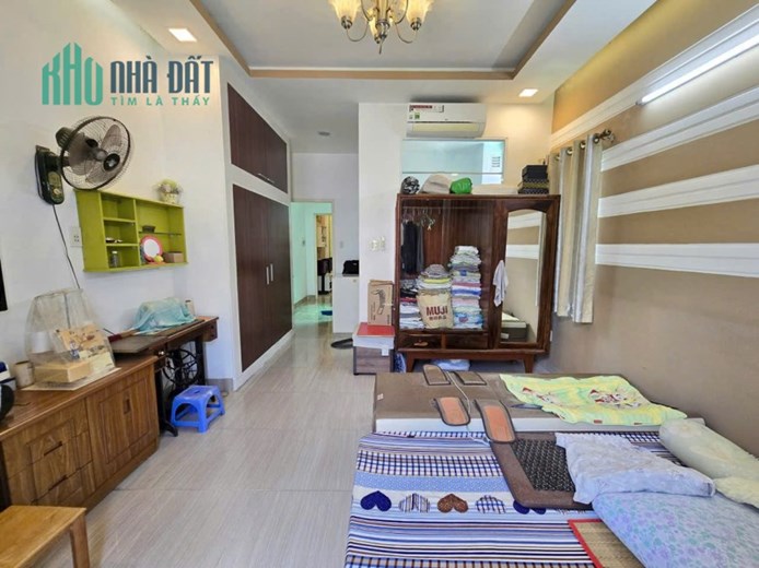 Nhanh Tay Mới Kịp -Nhà Huỳnh Thị Đồng - Đường 12m - Mặt tiền kinh doanh buôn bán