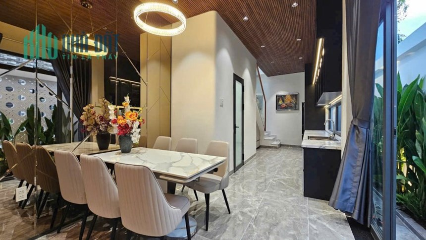 Bán nhà góc 2 mặt tiền xây mới gần đường Phạm Hữu Lầu Quận 7