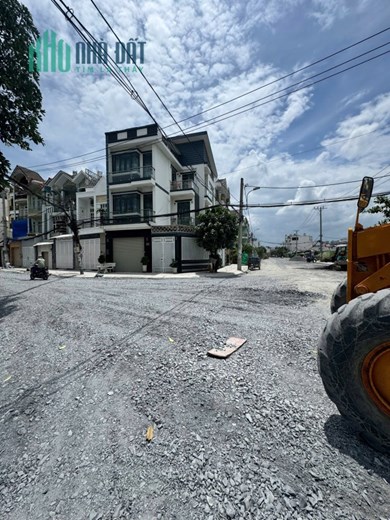 NHÀ MẶT PHỐ Căn Góc Huỳnh Thị Đồng , NHÀ BÈ - 56M2, 4 TẦNG, 4 PHÒNG NGỦ - GIÁ CHỈ 7.3 TỶ!