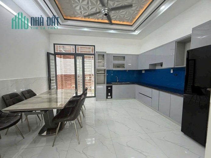 Bán nhà đẹp 4 tầng ,gần huỳnh tấn phát quận 7 nhà bè ,đường oto 8m