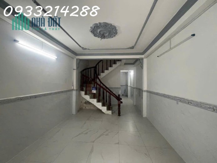 NHÀ SÁT MẶT TIỀN  PHÚ THỌ HÒA, HXH, KHỦNG 82M2 (6,3 X 15M), CHỈ NHĨNH 8 TỶ ,SỔ HỒNG RIÊNG