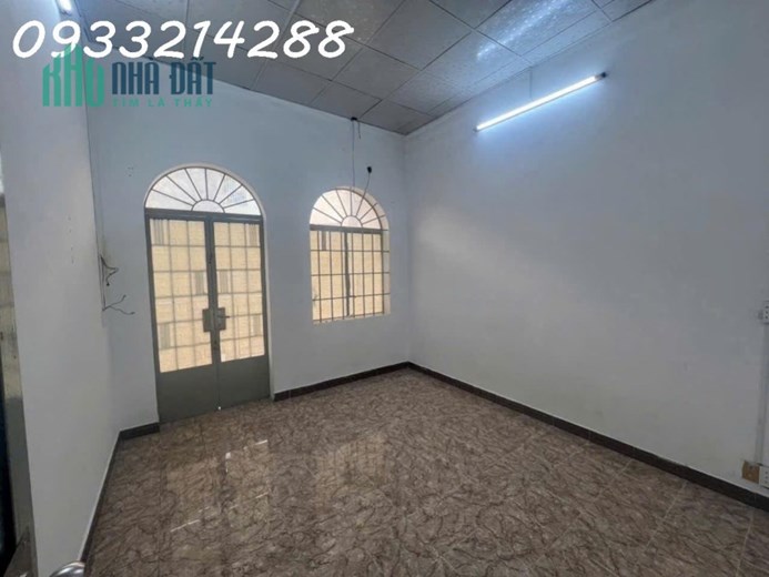 NHÀ SÁT MẶT TIỀN  PHÚ THỌ HÒA, HXH, KHỦNG 82M2 (6,3 X 15M), CHỈ NHĨNH 8 TỶ ,SỔ HỒNG RIÊNG