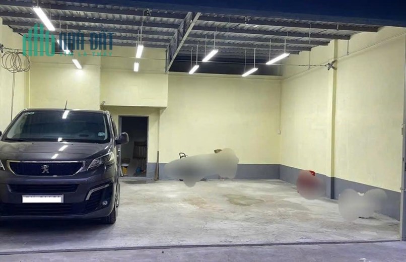 KHỦNG 70M2 (MẶT TIỀN 7,4M), HẺM XE HƠI, LÊ TRỌNG TẤN, TÂN PHÚ , GIÁ CHỈ NHỈNH 5 TỶ, SỔ HỒNG.