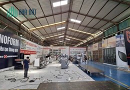 Cho thuê kho xưởng mặt đường Ql1A Quận 12. Diên tích. 1600m2